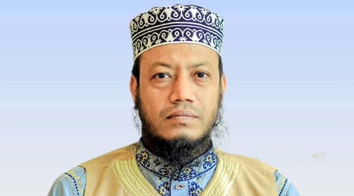 কুষ্টিয়াবাসীদের ঐক্যবদ্ধ থাকার আহবান জানিয়ে এমপি আমির হামজার পোষ্ট